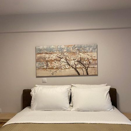 Orama Rooms 2 Каламата Экстерьер фото